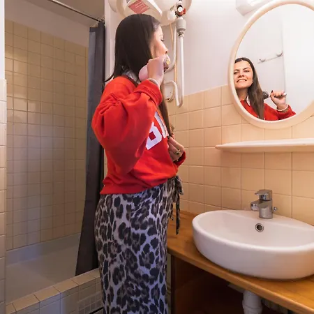 Les Mimosas - App 07 - Cosy Clim Balcon 1er Etage *